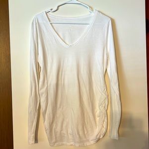 Isabel Maternity by Ingrid & Isabel White Long Sleeve Shirt